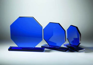 Glaspokal blau mit Gravur